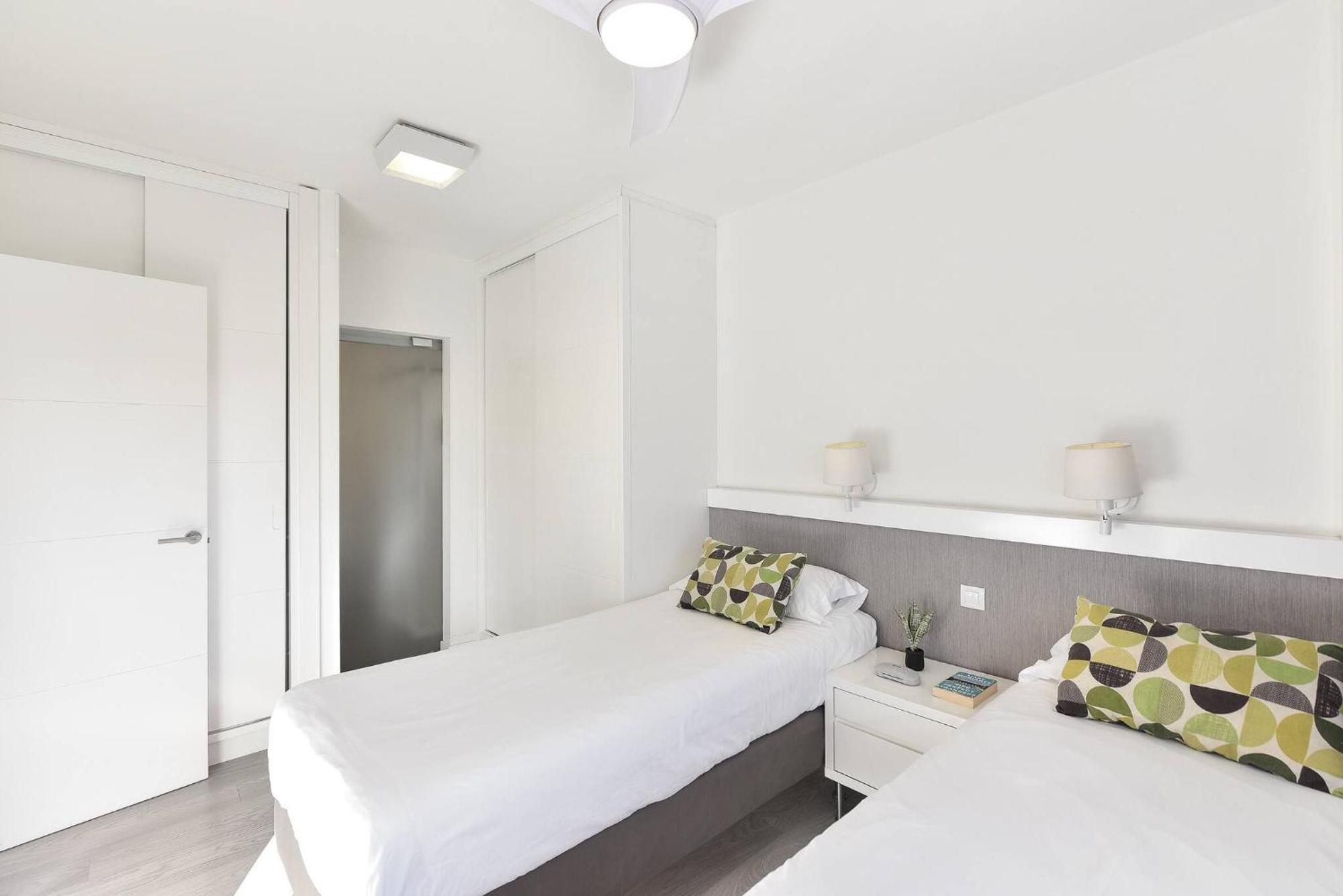 Modern Iguazu Apartment Плайя-дель-Инглес Экстерьер фото